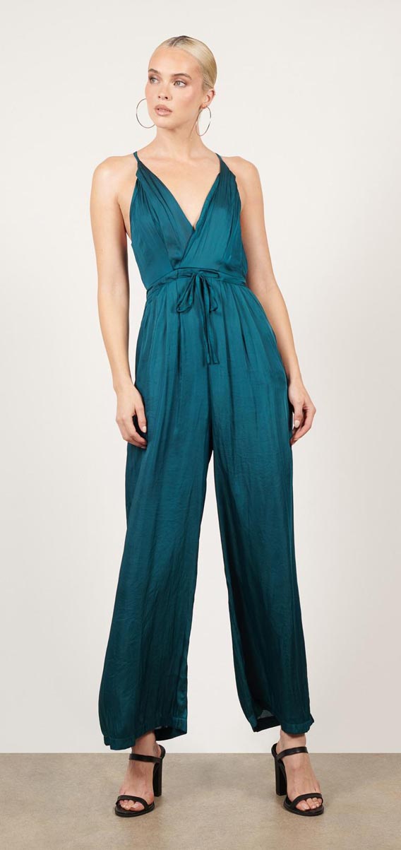 Produsen jumpsuits